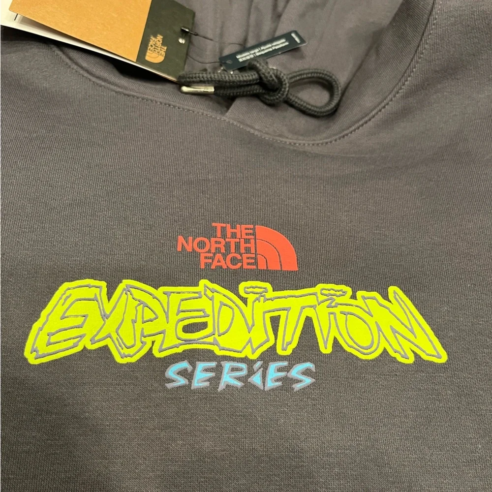 NWT North Face Men’s Hoodie